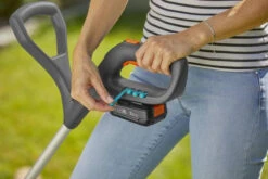 Gardena Accu Trimmer SmallCut Set 23/18V P4A 11 Gardena Accu Trimmer SmallCut Set 23/18V P4A -Gardena 14702 20 4