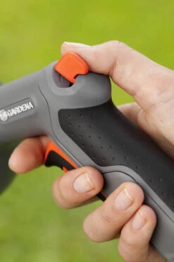 Gardena Comfort Multifunctionele Broes -Gardena 18315 20 gardena comfort multifunctionele broes 3.61 3