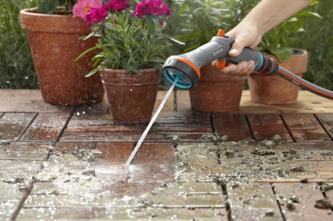 Gardena Comfort Broes Voor Gevoelige Planten 4 Gardena Comfort Broes Voor Gevoelige Planten - Afbeelding 2