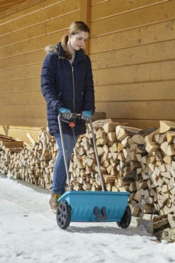 Gardena Strooiwagen L -Gardena 4078500033169 gardena strooiwagen l 2.201