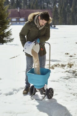 Gardena Strooiwagen XL 9 Gardena Strooiwagen XL -Gardena 4078500033190 gardena strooiwagen xl 2.201