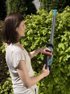 Gardena Accu Heggenschaar EasyCut Li-14/40 -Gardena 4078500042475 gardena accu heggenschaar easycut li 1440 2.298