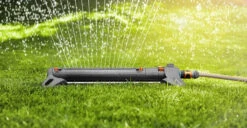 Gardena Zwenksproeier AquaZoom L -Gardena 4078500048118 gardena zwenksproeier aquazoom l 2.319