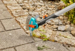 Gardena Combisystem 3in1 Voegenkrabber/borstel -Gardena 4078500052191 gardena combisystem 3in1 voegenkrabberborstel 6.390