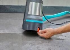 Gardena Dompelpomp 11000 Aquasensor -Gardena 4078500053273 gardena dompelpomp 11000 aquasensor 3.390