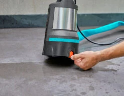 Gardena Dompelpomp 17000 Aquasensor -Gardena 4078500053280 gardena dompelpomp 17000 aquasensor 2.390