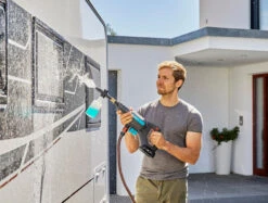 Gardena Accu Reiniger AquaClean-zonder Accu -Gardena 4078500053495 gardena accu reiniger aquaclean solo 11.390