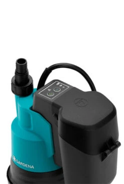 Gardena Accu Dompelpomp 2000/2 Clear 18V P4A Set -Gardena 4078500054089 gardena accu dompelpomp 20002 clear 18v p4a set 3.390