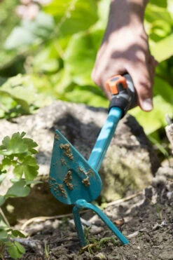 Gardena Combi-System Handhark Hartvormig 2 Tanden -Gardena 8911 20 gardena combi system handhark hartvormig 2 tanden 1.60 3