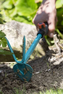 Gardena Combi-System Handhark Hartvormig 2 Tanden -Gardena 8911 20 gardena combi system handhark hartvormig 2 tanden 2.60 3