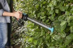 Gardena EasyCut 420/45 Elektrische Heggenschaar -Gardena 9830 20 gardena easycut 42045 elektrische heggenschaar 2.64 3